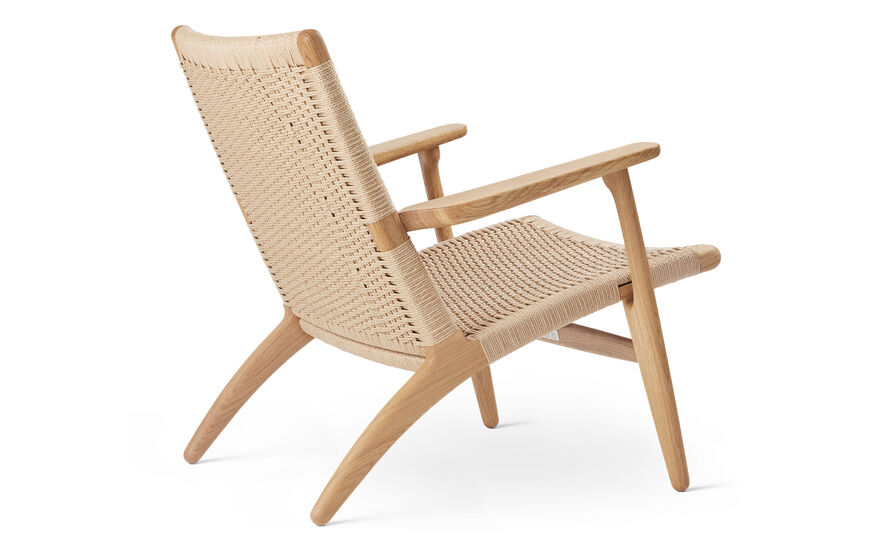 CH25 Easy Chair by Hans Wegner for Carl Hansen & Son | hive