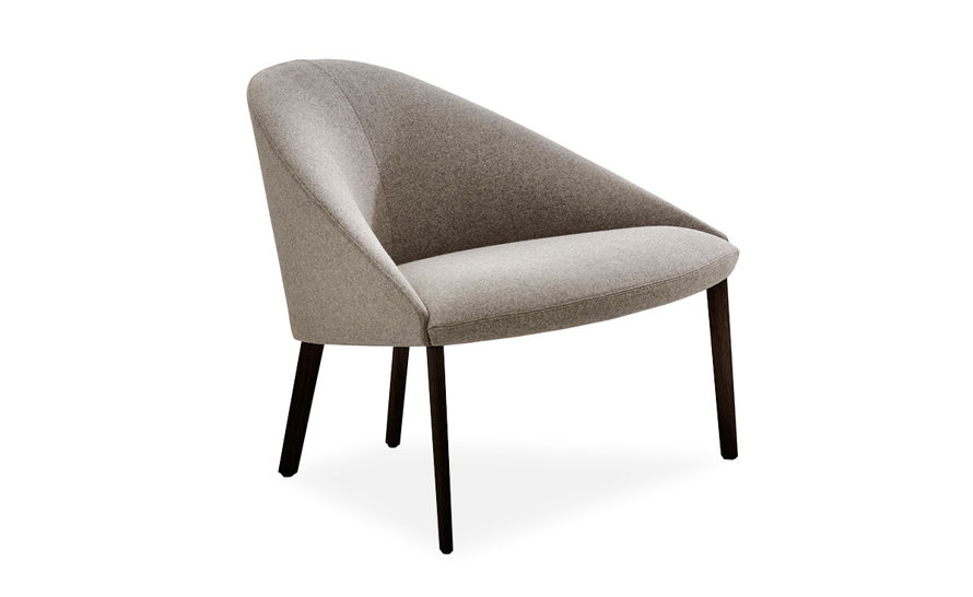 colina lounge chair with 4 leg base