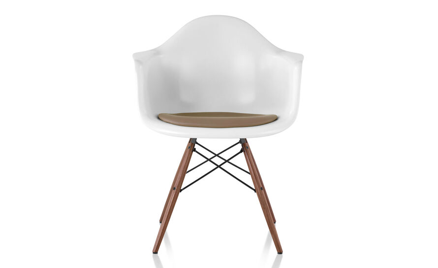 eames® dowel base armchair with seat pad