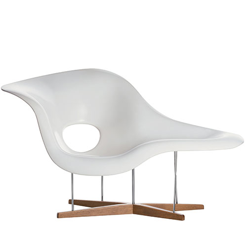 eames la chaise by Eames for Vitra.