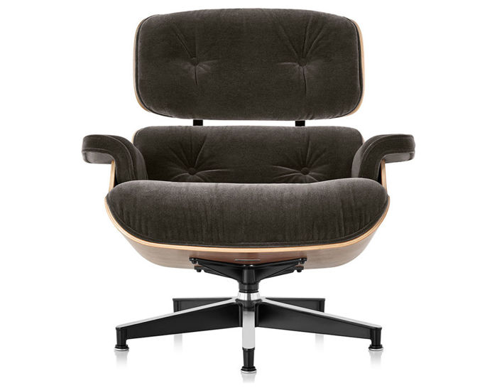 eames® lounge chair in mohair supreme