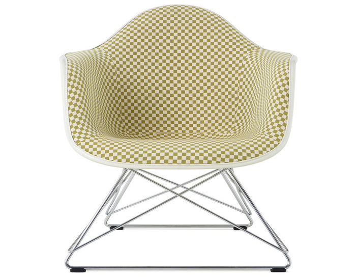 eames® upholstered armchair with low wire base