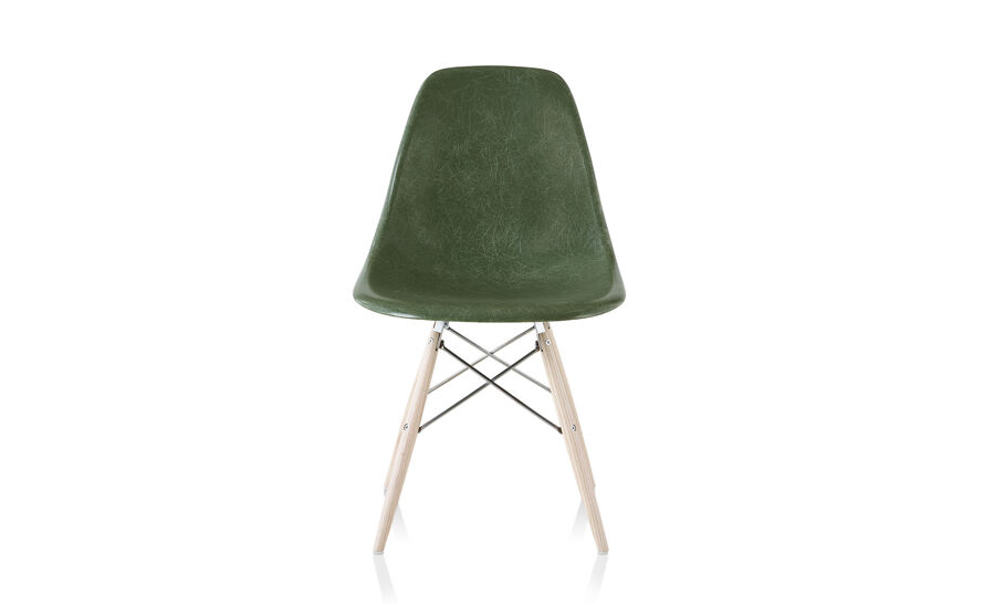 eames® molded fiberglass side chair with dowel base