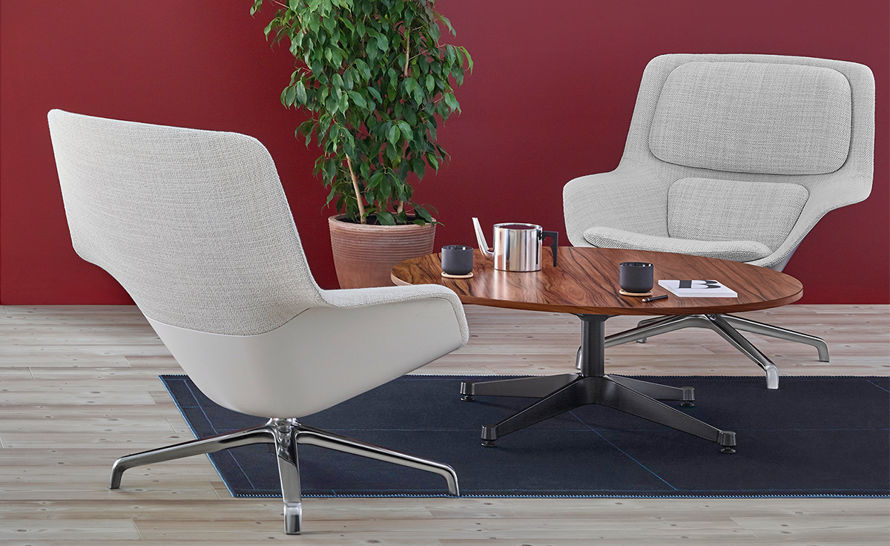 Eames Round Occasional Table produced by Herman Miller | hive