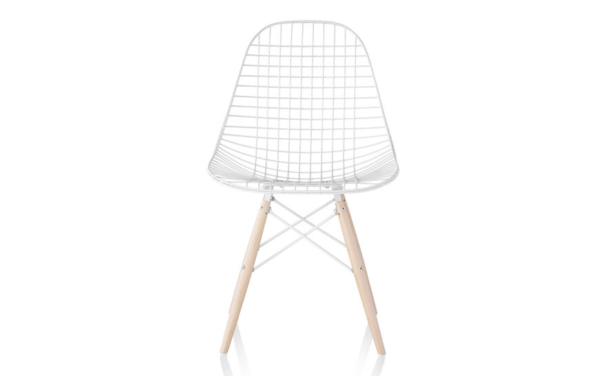 eames® wire chair with dowel base
