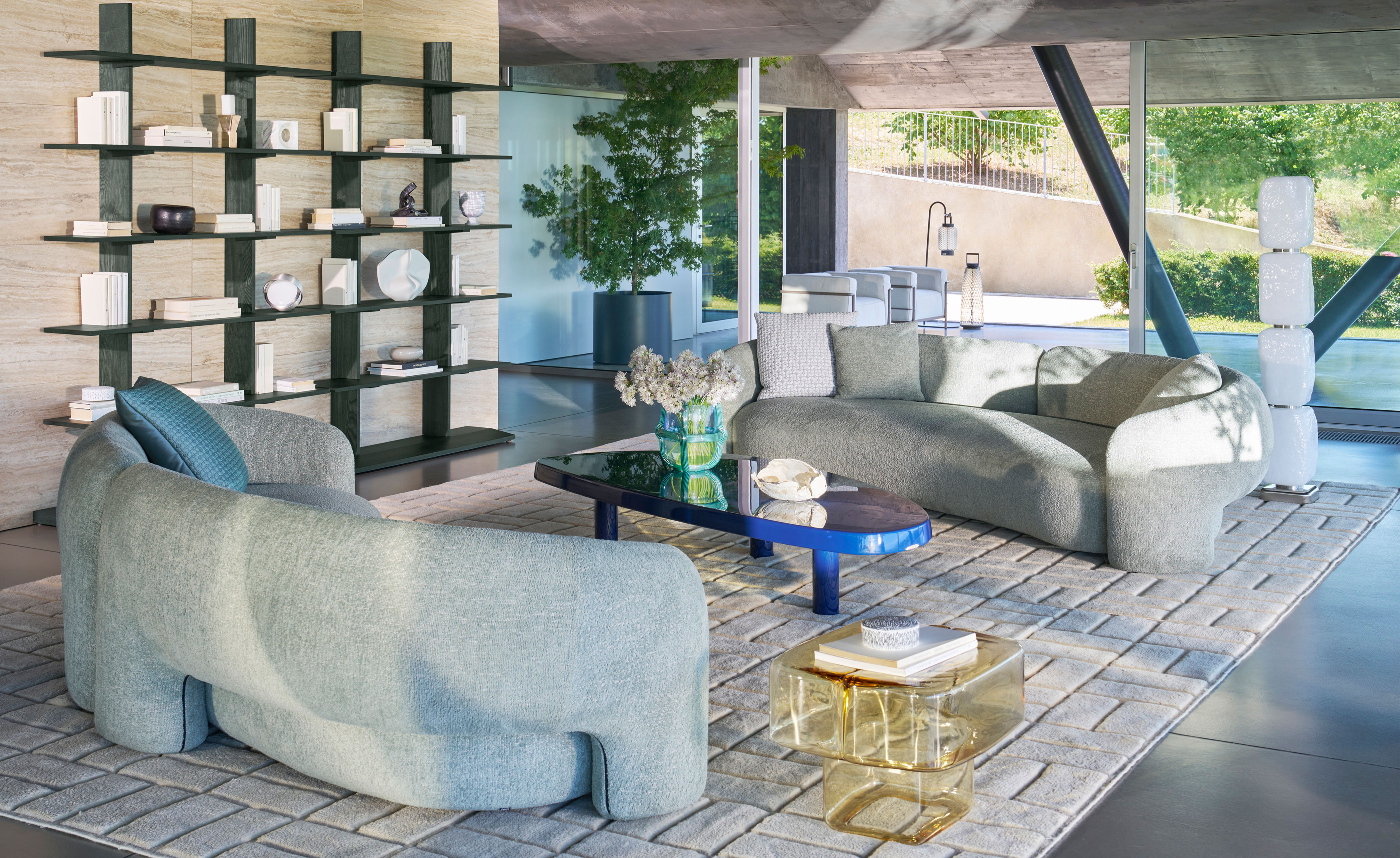 Dudet Bold Sofa