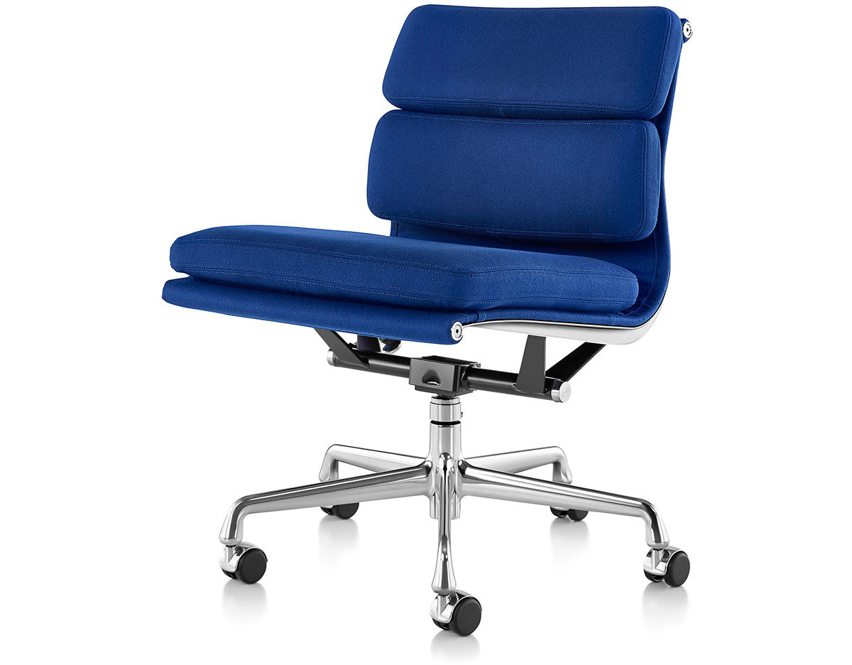 Eames Soft Pad Group Management Chair for Herman Miller hive