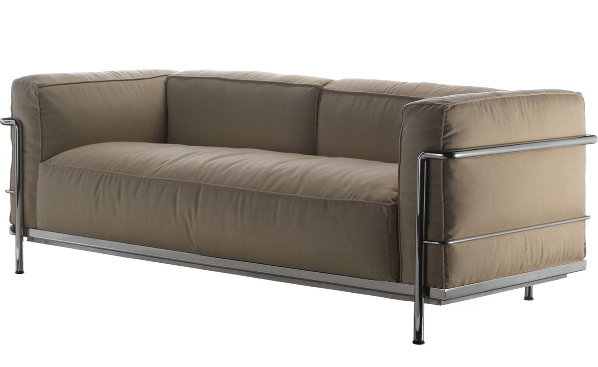 Le Corbusier Lc3 Outdoor Two Seat Sofa Hivemodern Le Corbusier Lc3 Outdoor Two Seat Sofa