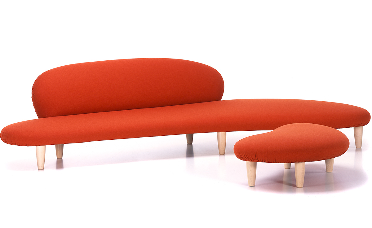 noguchi freeform sofa and ottoman isamu noguchi vitra 1