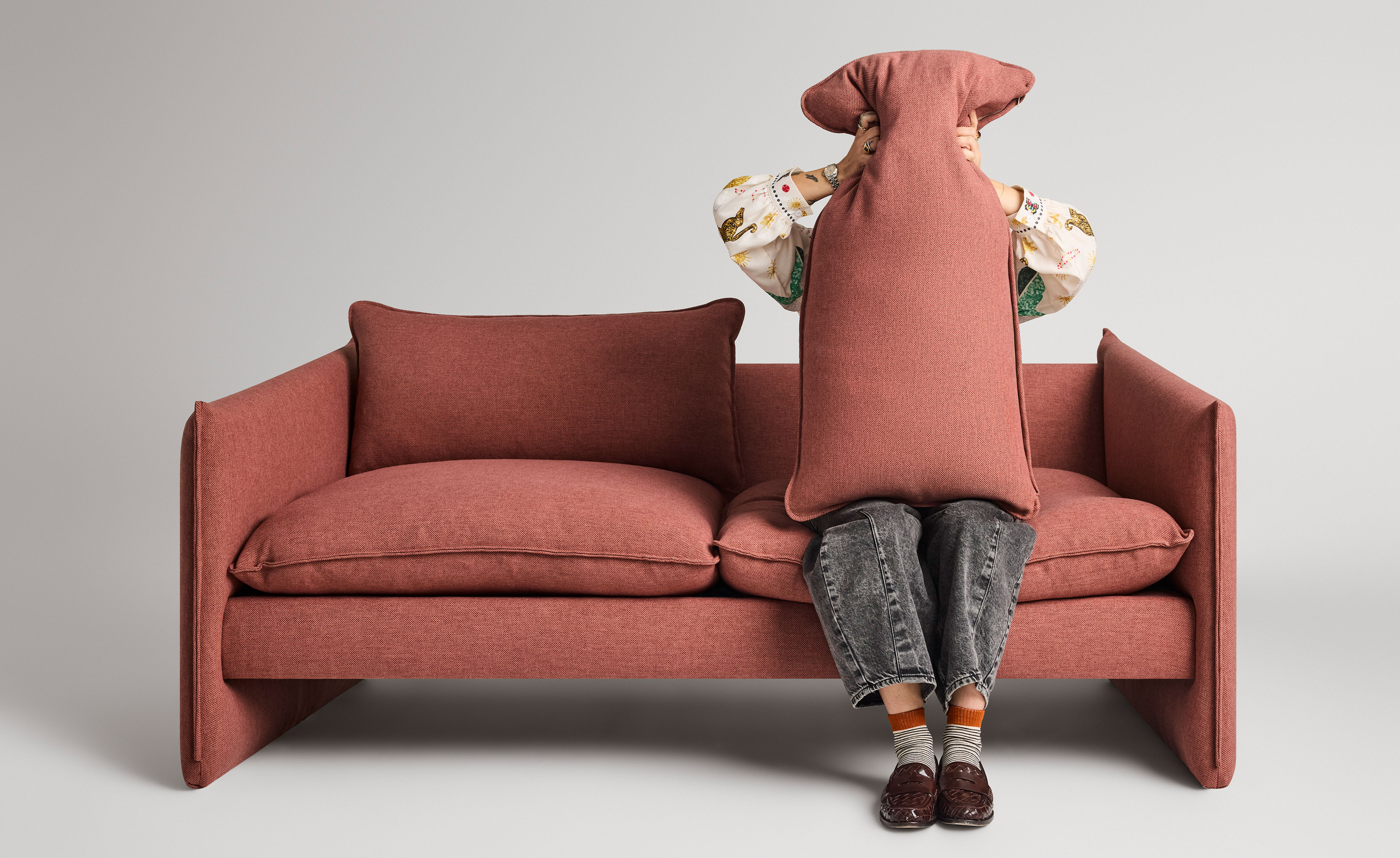 Softmore 74" Sofa
