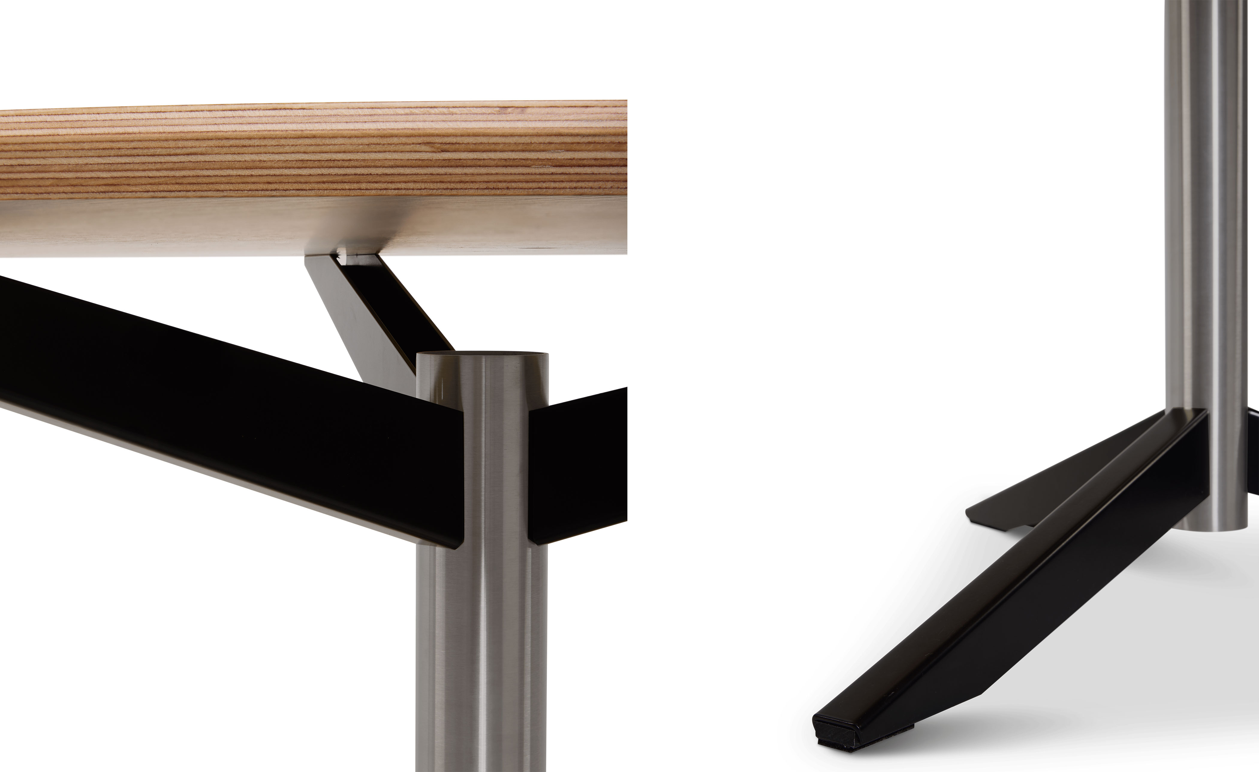 TE06 Dining Table