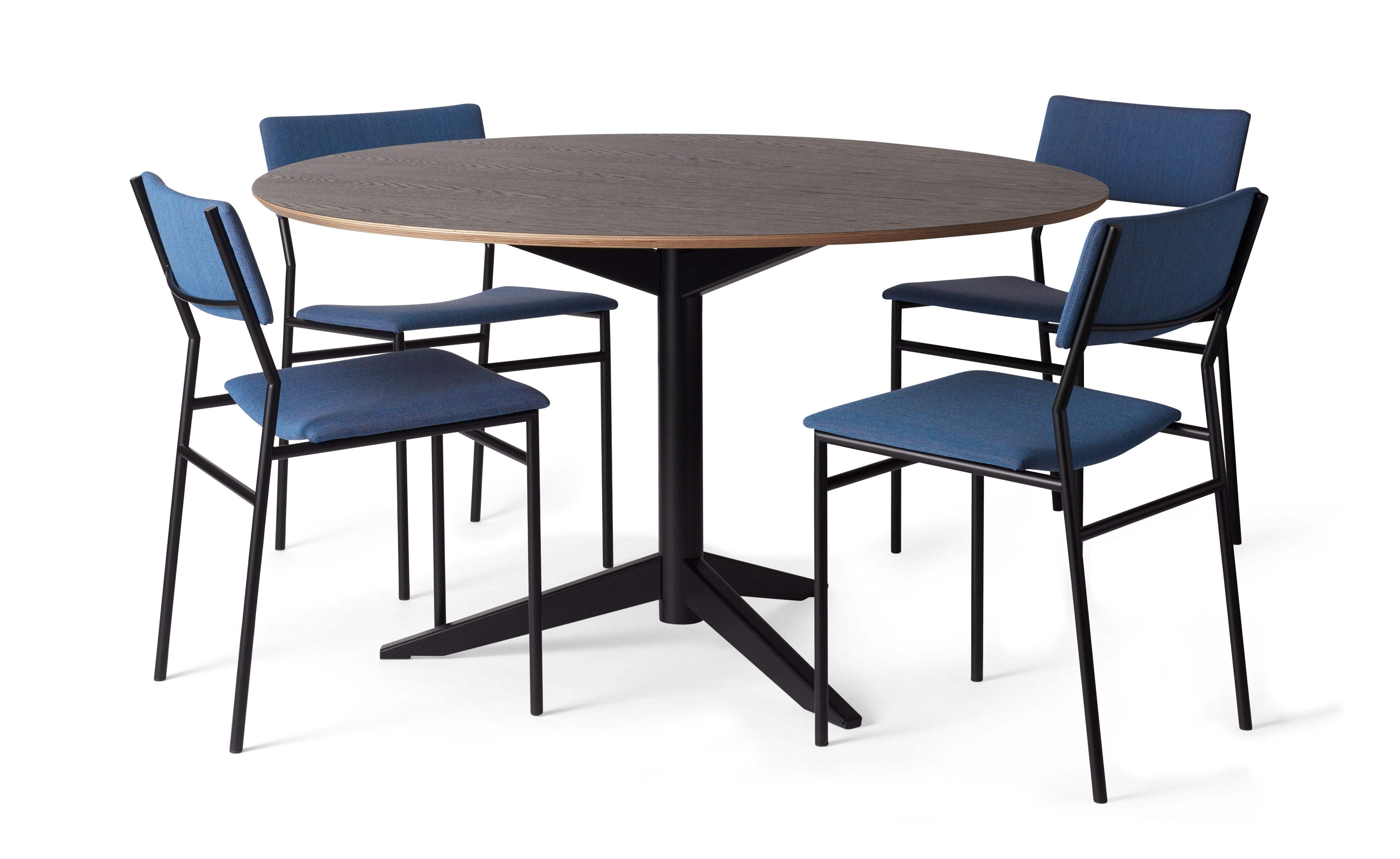 TE06 Dining Table