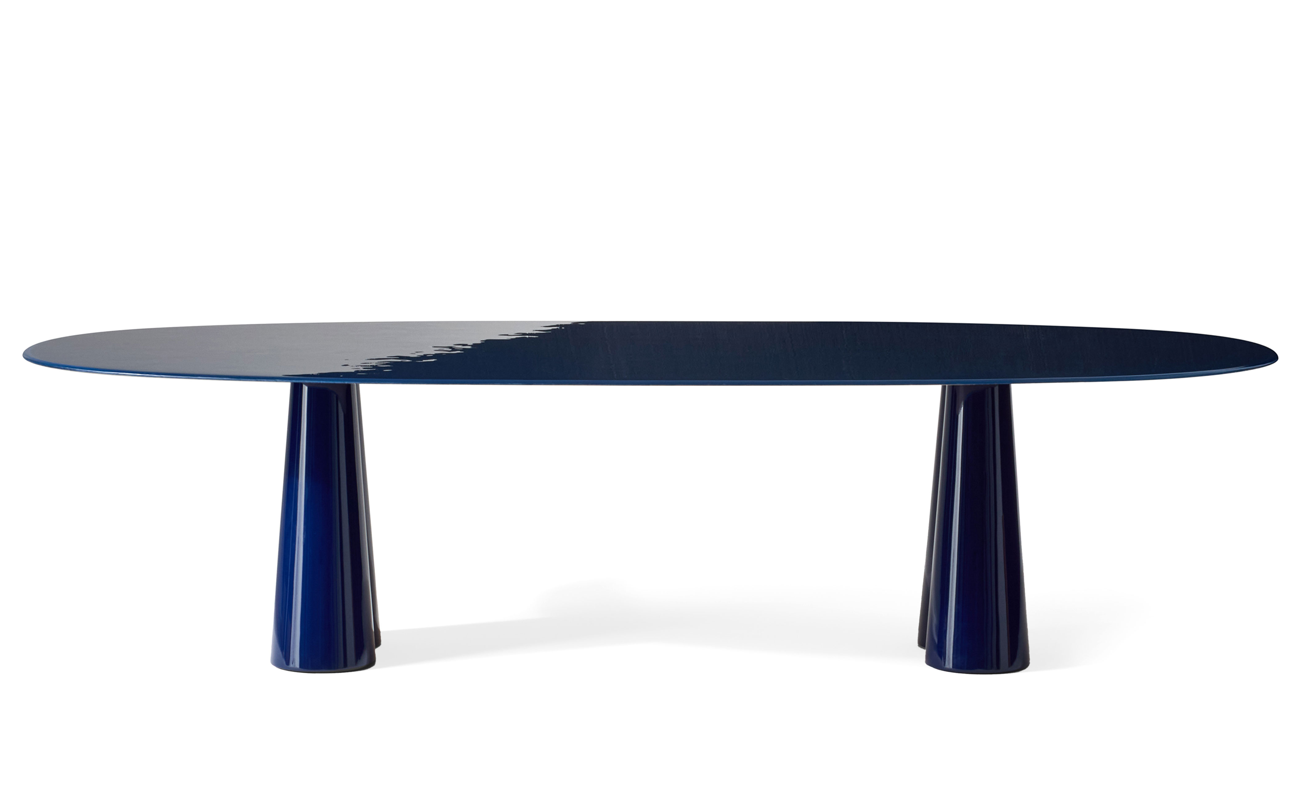 Treflo Oval Dining Table