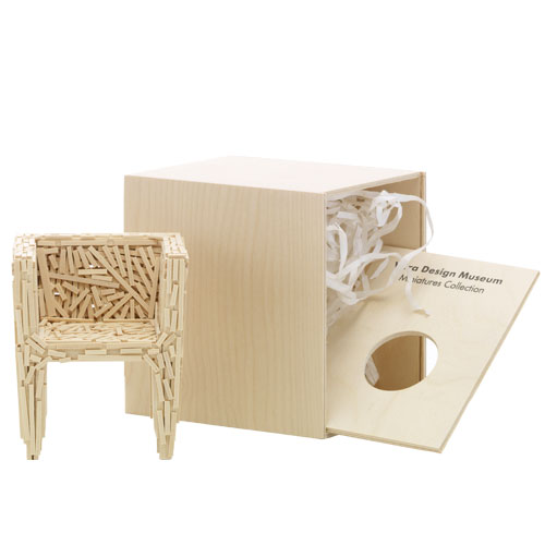 miniature favela chair for Vitra.