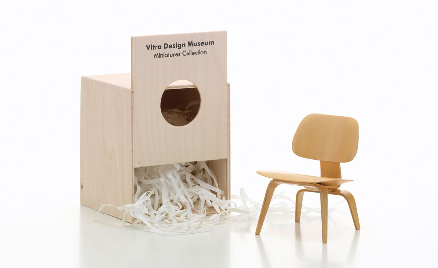 置物 Vitra Design Museum Eames LCW Miniature Charles & Ray Eames LCW produced by Vitra Design Museum