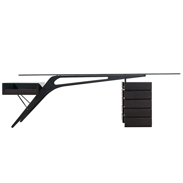 desks