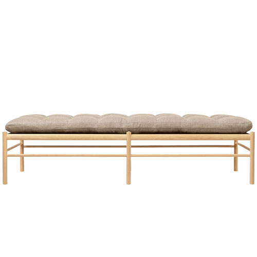 ow150 daybed by Ole Wanscher for Carl Hansen & Son