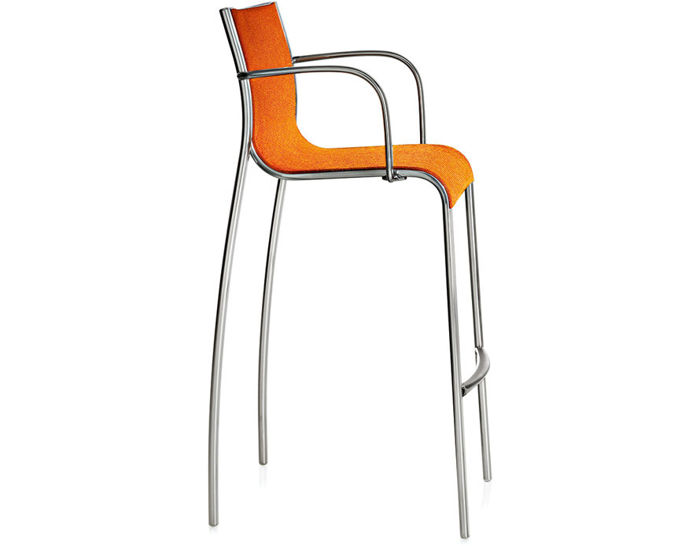 magis+paso+doble+stool+with+arms+two+pack