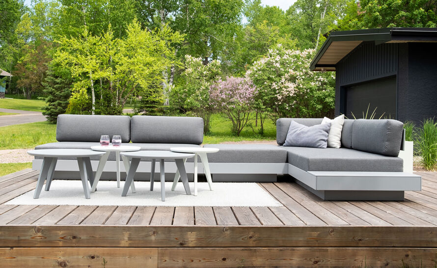 Platform One Outdoor Sectional Sofa with Ottoman Bundle C from