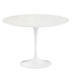 saarinen round outdoor table by Eero Saarinen for Knoll
