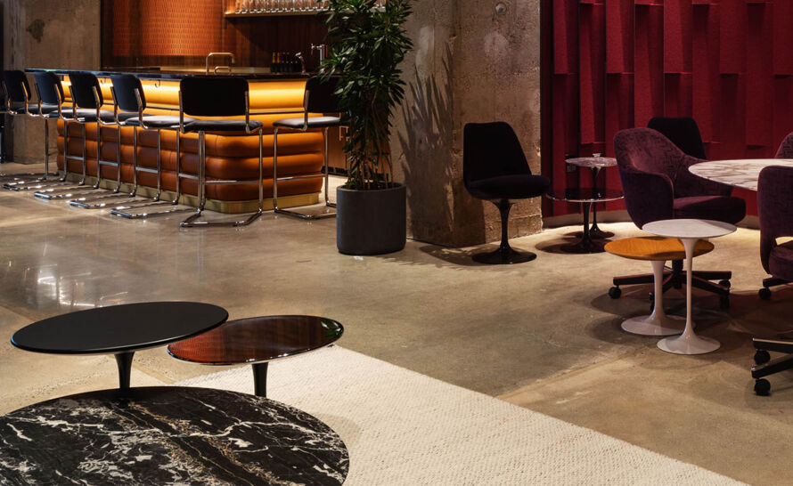 Eero Saarinen side table for Knoll black granite | hive