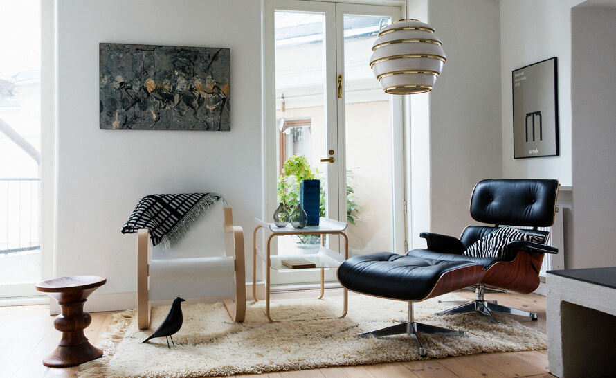 Artek Side Table606 フィンランド限定カラー Artek Side Table 606, black | Finnish Design Shop