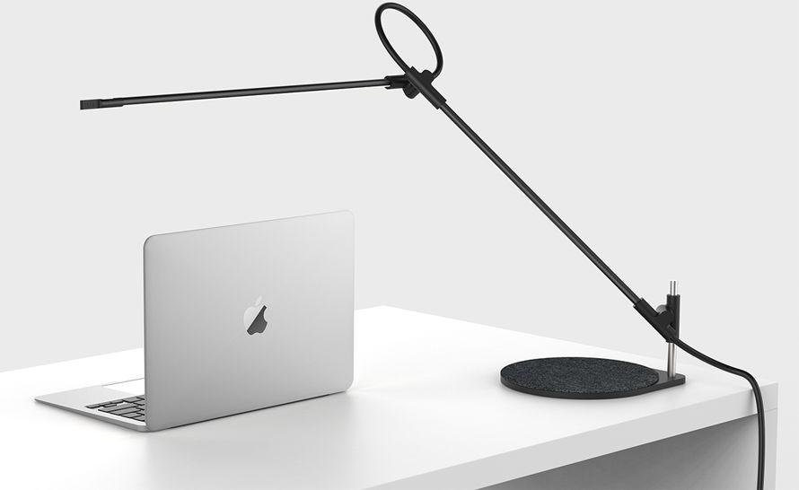 superlight table lamp