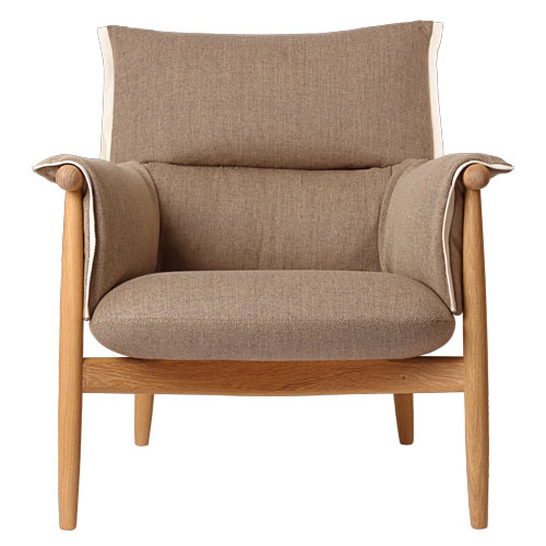 e015 embrace lounge chair