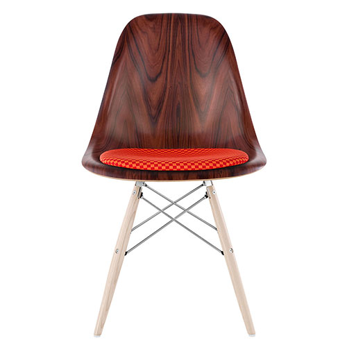 eames dowel base wood side chair with seat pad