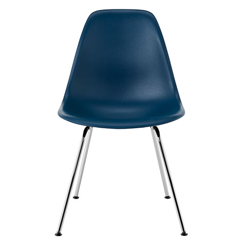 eames molded plastic side chair with 4 leg base