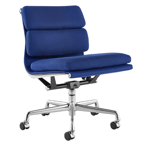 eames soft pad group management chair with no arms