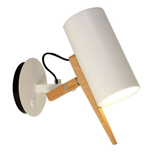 scantling a wall lamp